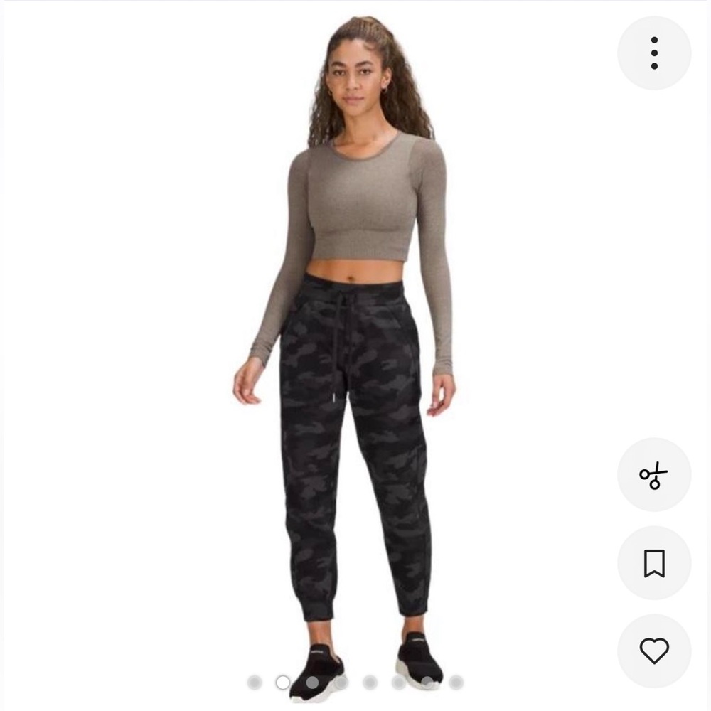 Lululemon Scuba High-Rise Joggers